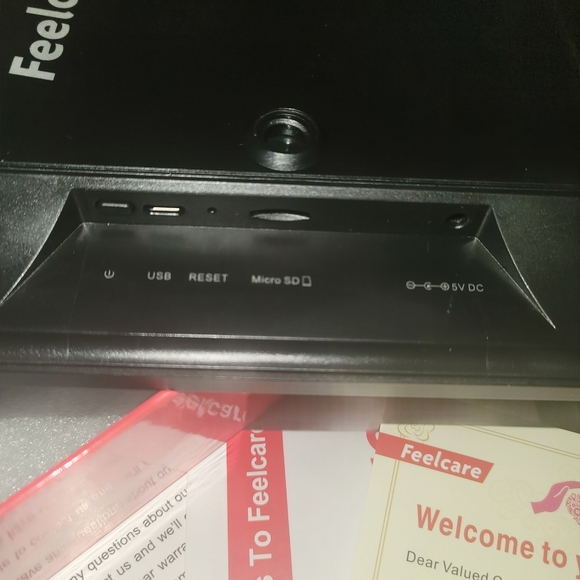 NIB Feelcare 8" digital picture frame - Picture 5 of 6